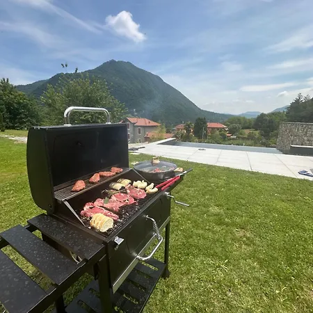 Design With Pool - Maggiore Villa Cerro (Laveno-Mombello)