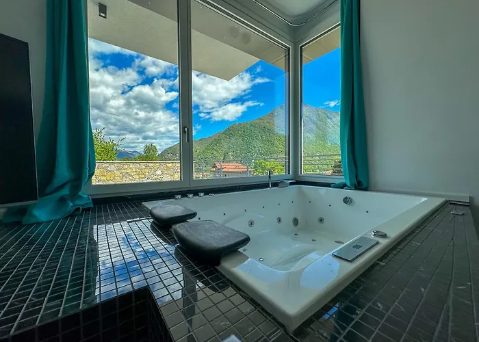 Design With Pool - Maggiore *